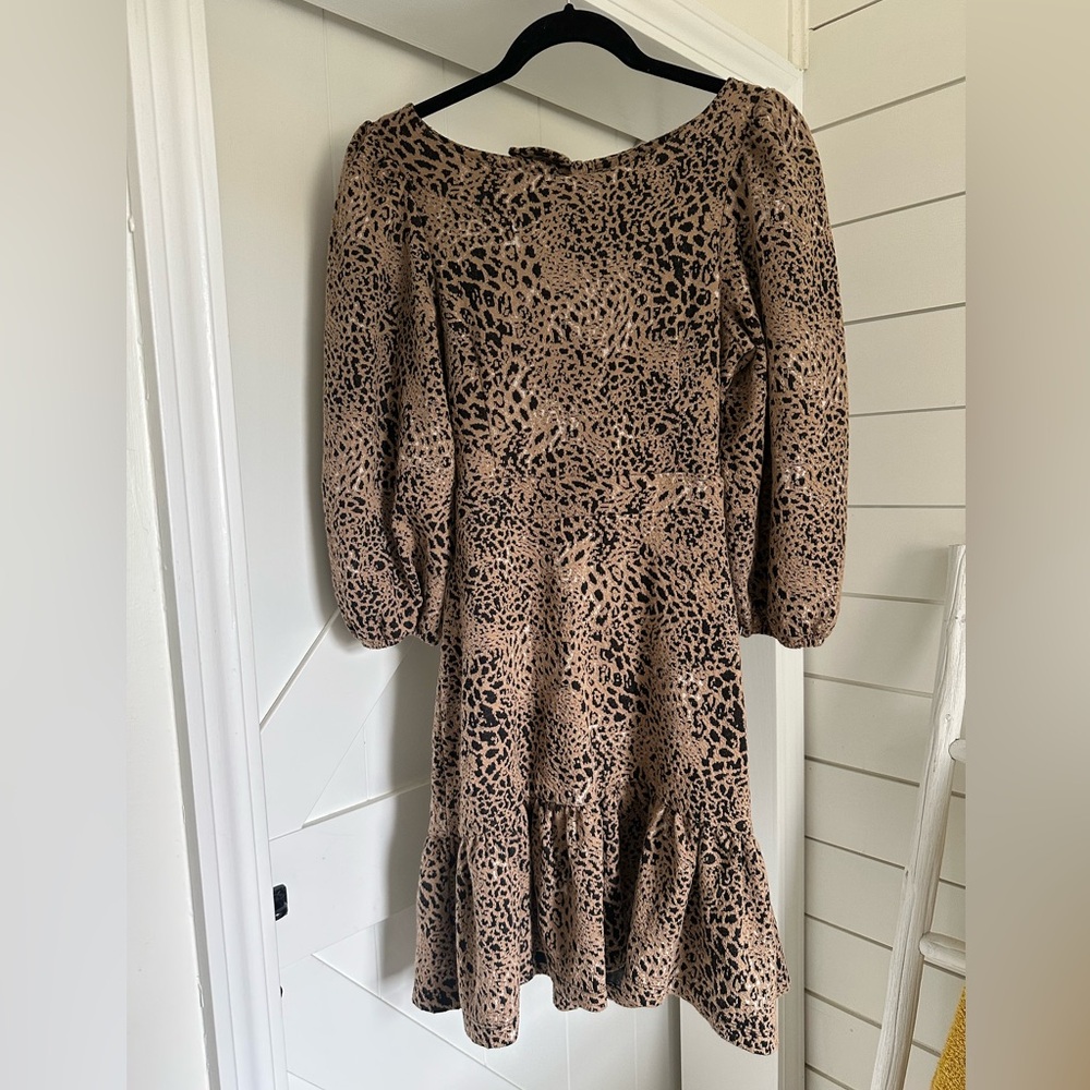 Anthropologie Maeve tie back Leopard Print Long Sleeve Dress. Size 6.